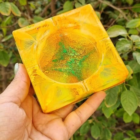 زیر سیگاری رزین زیر سیگاری رزین