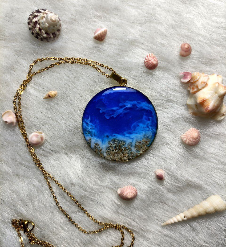 گردنبند ساحل رزینی گردنبند ساحل رزینی